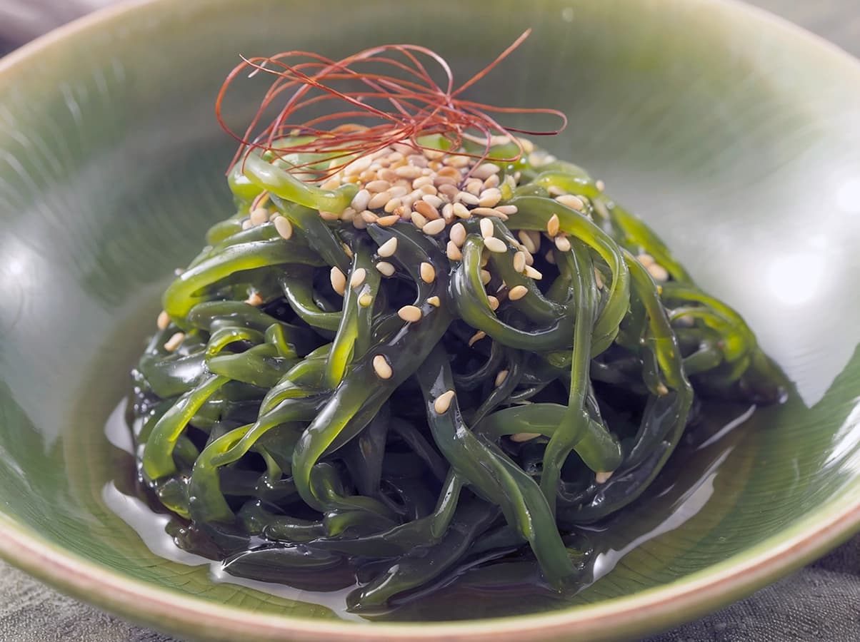 Chuka Seaweed Salad with seaweed, sesame oil and soy sauce — Japan recipe