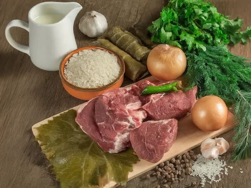 多尔玛(葡萄叶包肉卷) — step 1