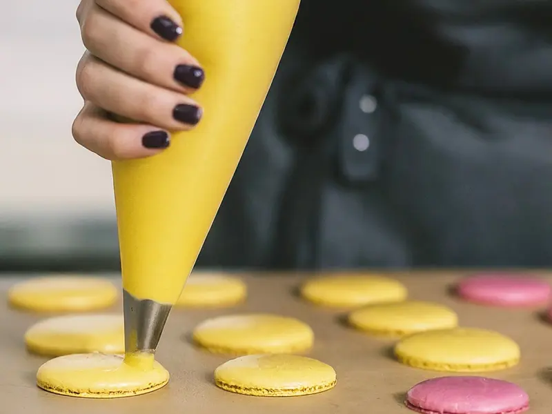 Macaron — step 2