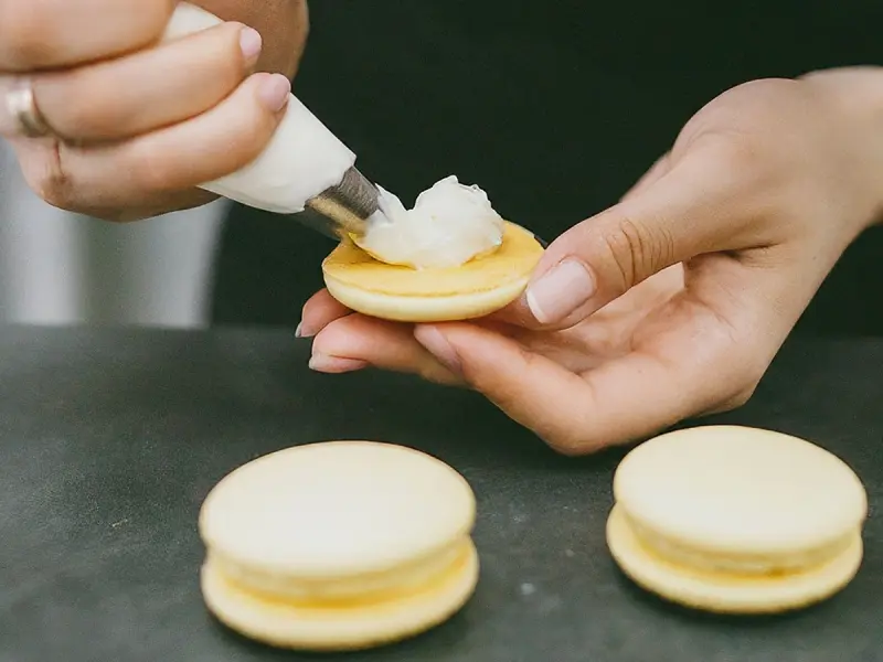 Macaron — step 4